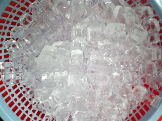 闵行良臣制冰厂：为餐饮、奶茶店提供可口的食用冰块